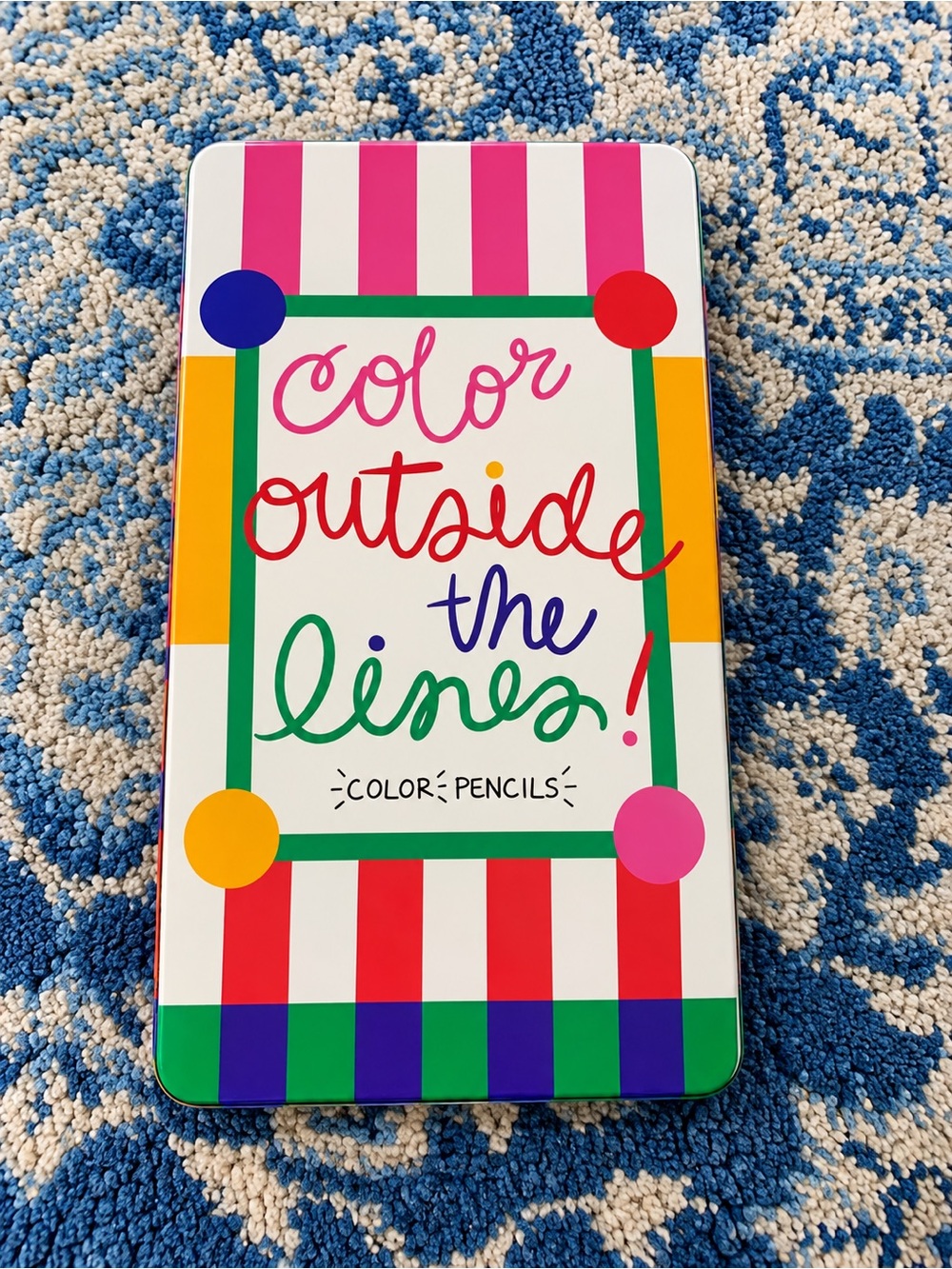 Color Outside the Lines! Color Pencils Tin - Multicolor